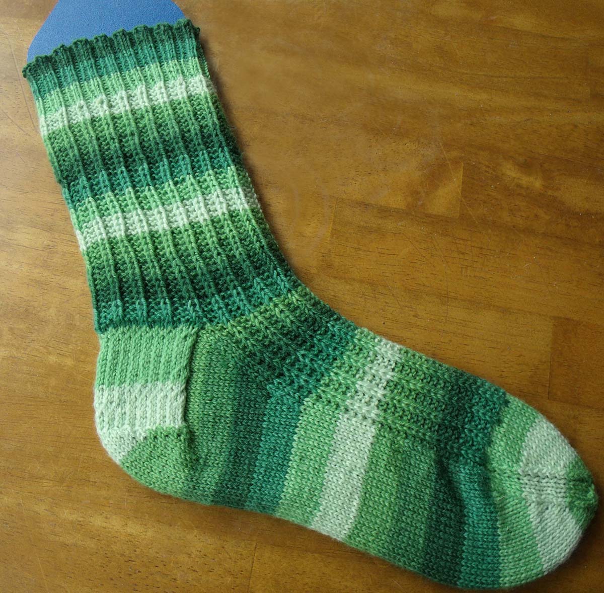 {Not Wasting Time} Free Sock Knitting Pattern! | Melody's Makings