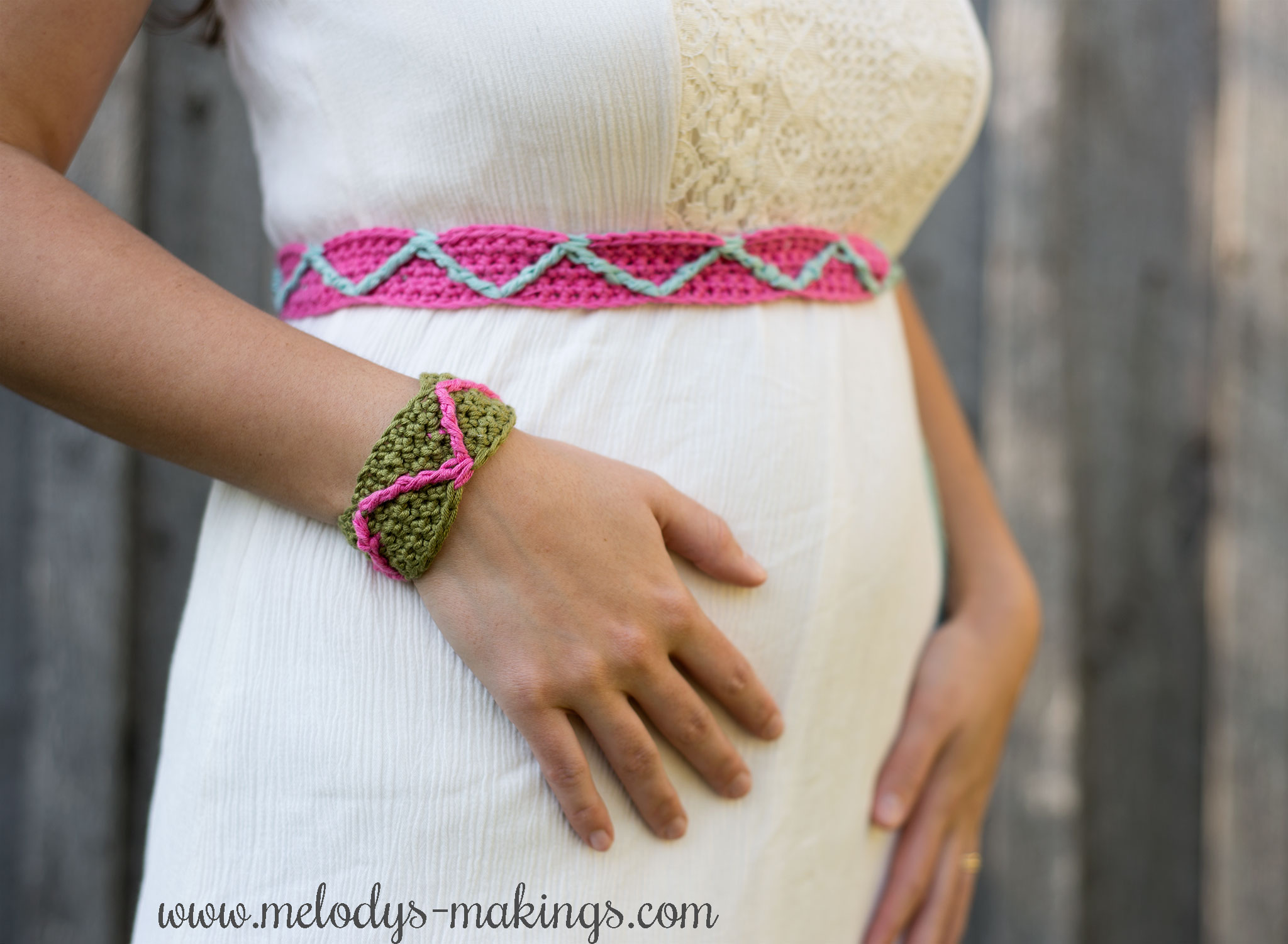 Chunky Textured Cuff Bracelet Crochet Pattern | Cool Jewelry Patterns