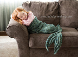 Kid's Knit Mermaid Tail Blanket