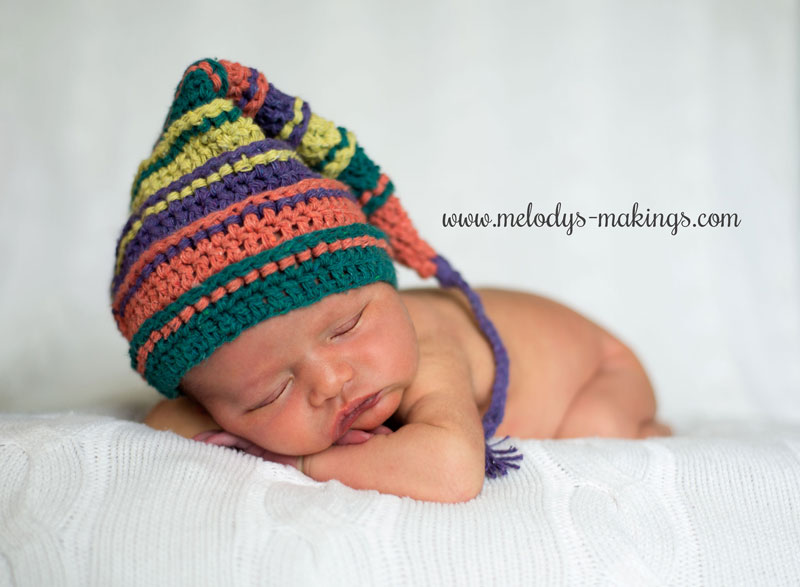 Baby hat made of scrap yarn